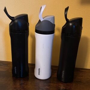 3 Owala Black and White Water Bottles 24oz